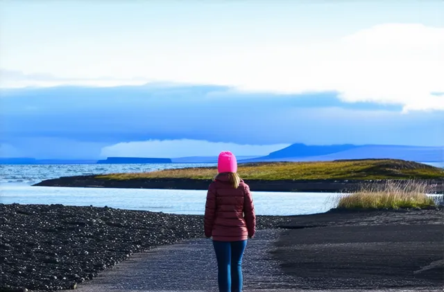 Complete Guide: Solo Travel in Reykjavík