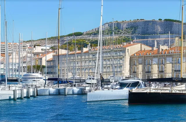 Explore Marseille: Top Activities for Solo Travelers