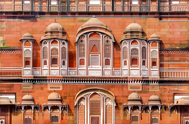 Top Attractions for Solo Travelers in Delhi