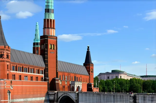 Explore Warsaw: Top Attractions for Solo Travelers