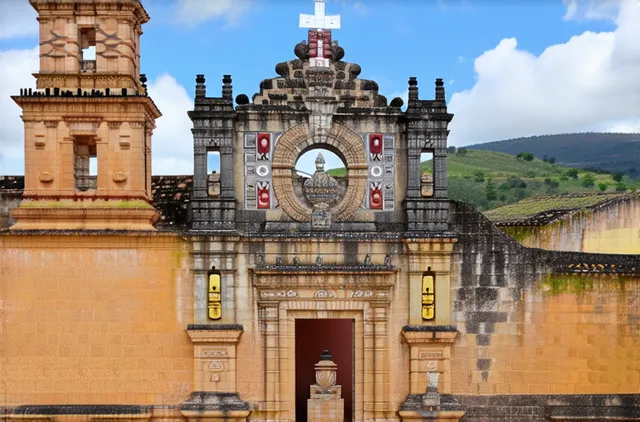 Ultimate Guide: Top Cultural Attractions for Solo Travelers in Oaxaca City