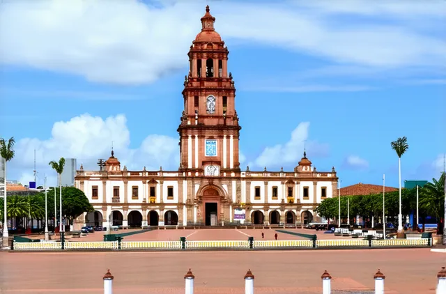 Best neighborhoods for solo travelers in Veracruz City