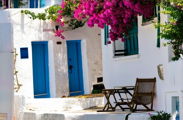 Best places to stay for solo travelers in Hydra Town
