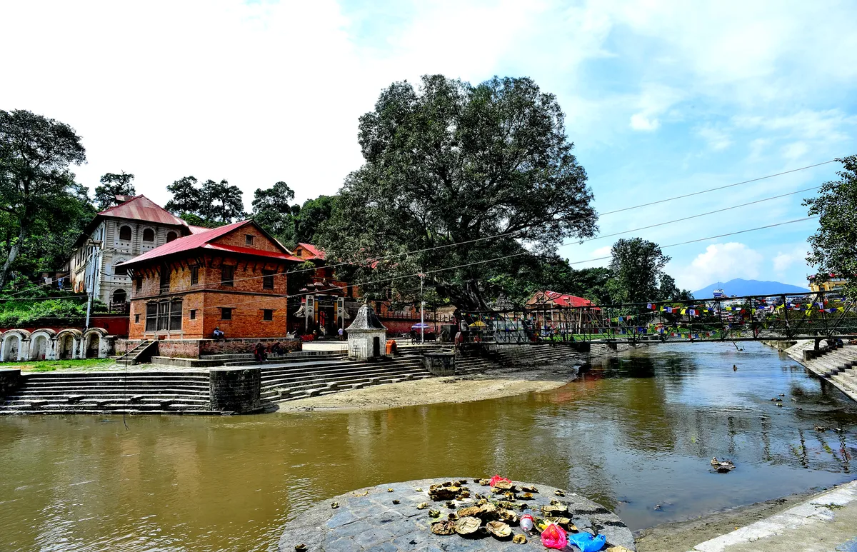 4. Discover the Shankaracharya Temple
