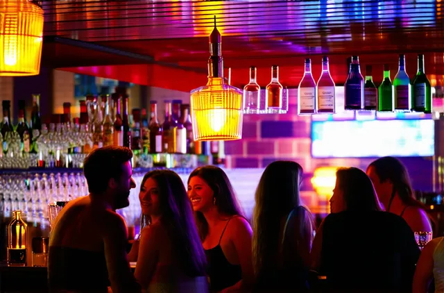 Houston nightlife for solo travelers