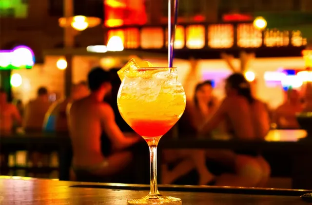 Nightlife experiences for solo travelers in Sharm El Sheikh