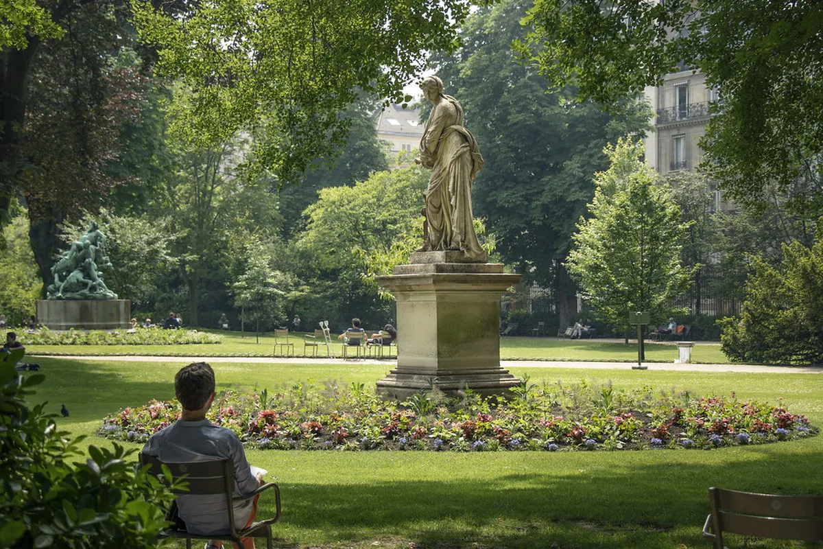 4. Relax at Luxembourg Gardens
