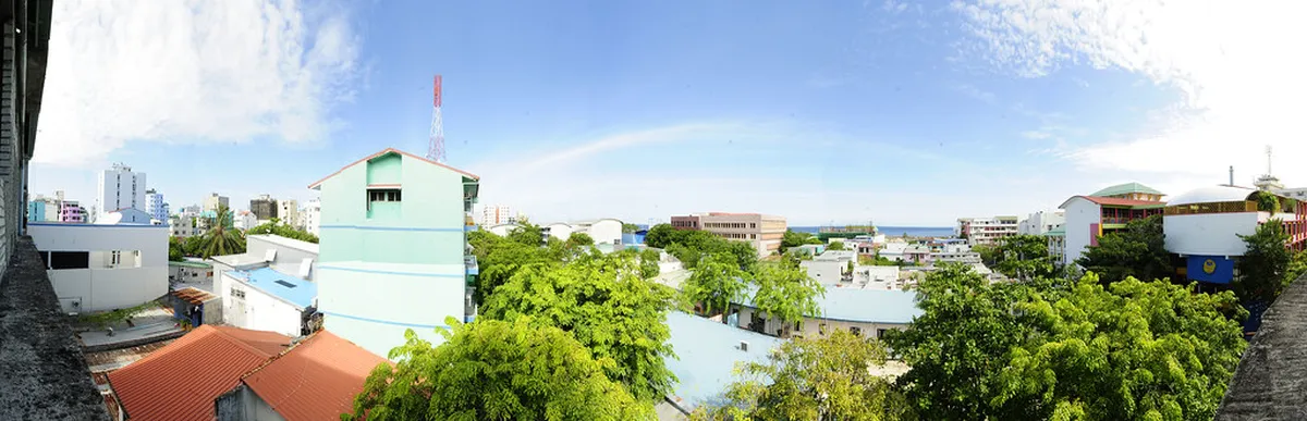 13. Shopping at Majeedhee Magu