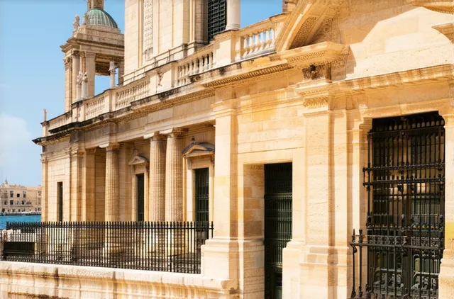 Sightseeing highlights for solo travelers in Valletta