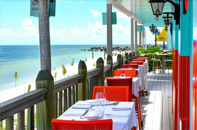 Solo dining options in Key West