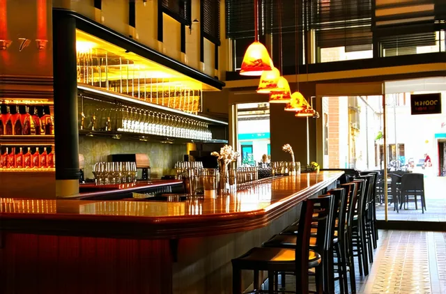 Solo-friendly restaurants in Montevideo