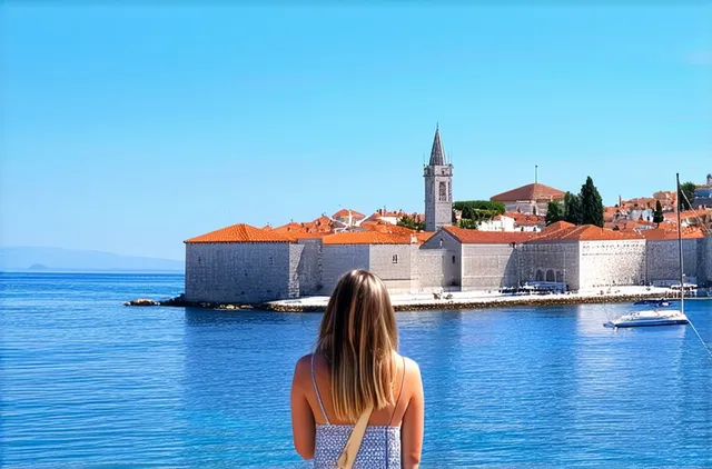 solo travel in Split