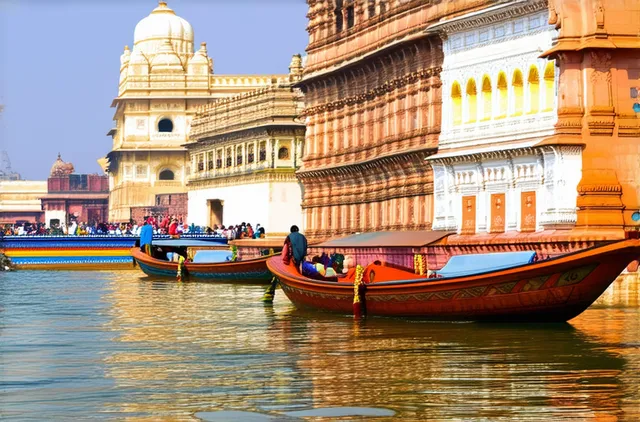 Varanasi solo sightseeing attractions