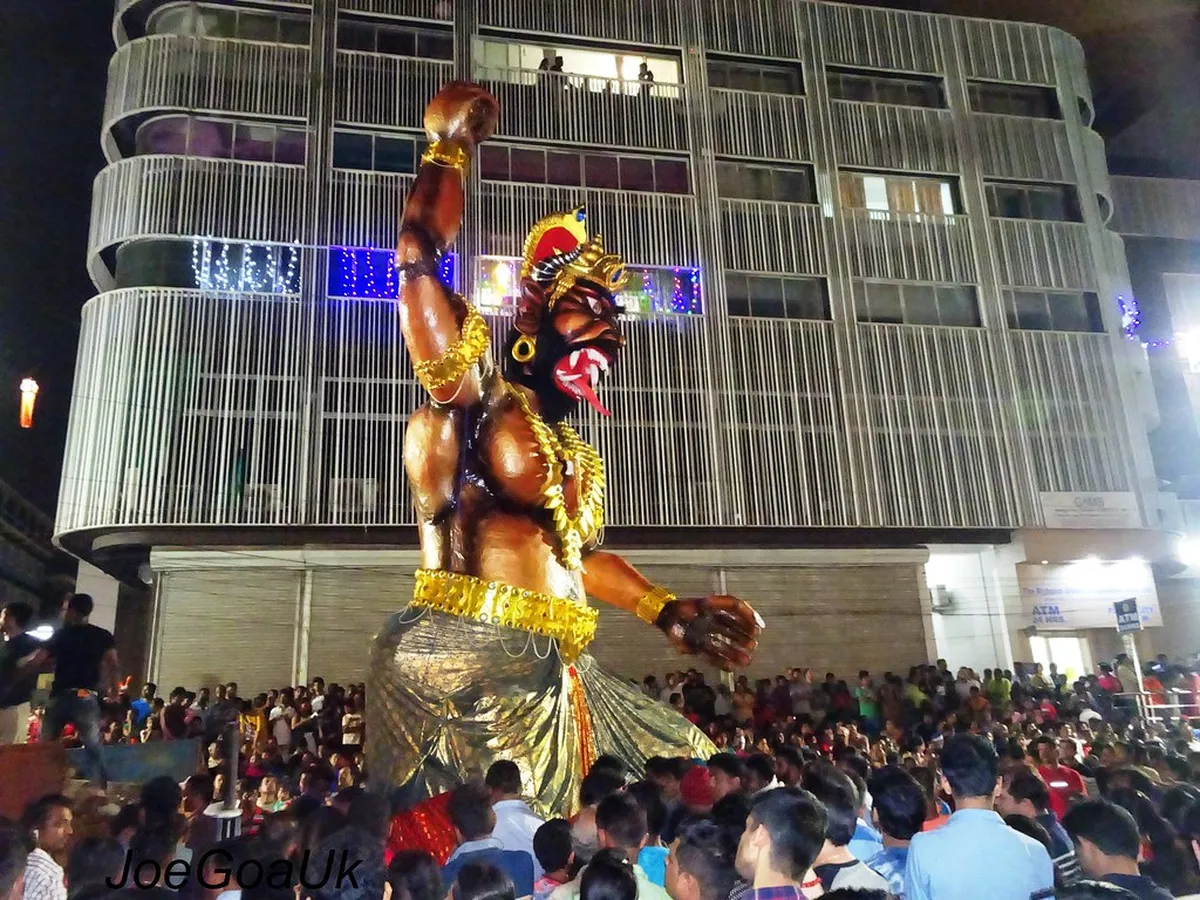 10. Visit the Mahalaxmi Temple